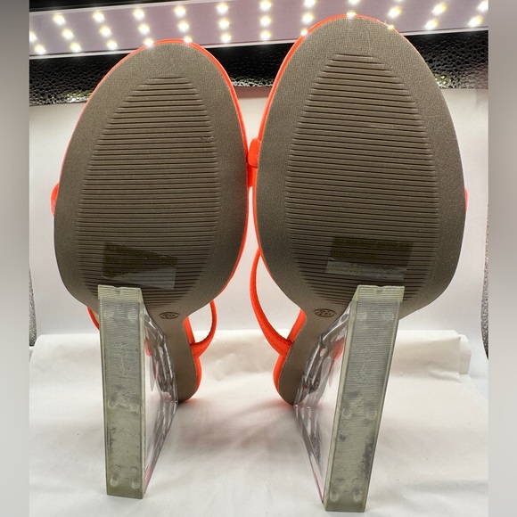 Fashion Nova: Calling The Shots Wedges Neon Orange - (Size 8.5) w/o box - Picture 4 of 5